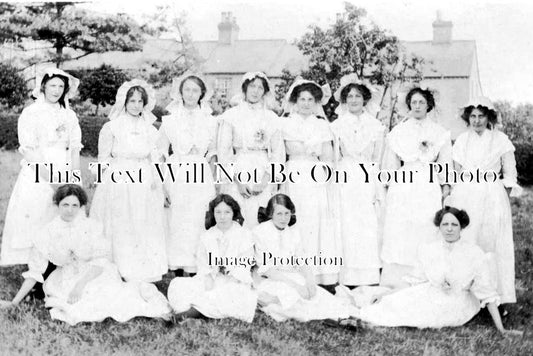 BF 26 - Waiting Maids, Ickwell May Day, Bedfordshire c1911