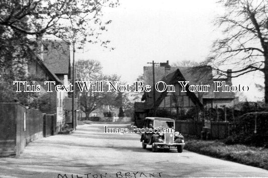 BF 294 - Milton Bryan Bryant, Bedfordshire