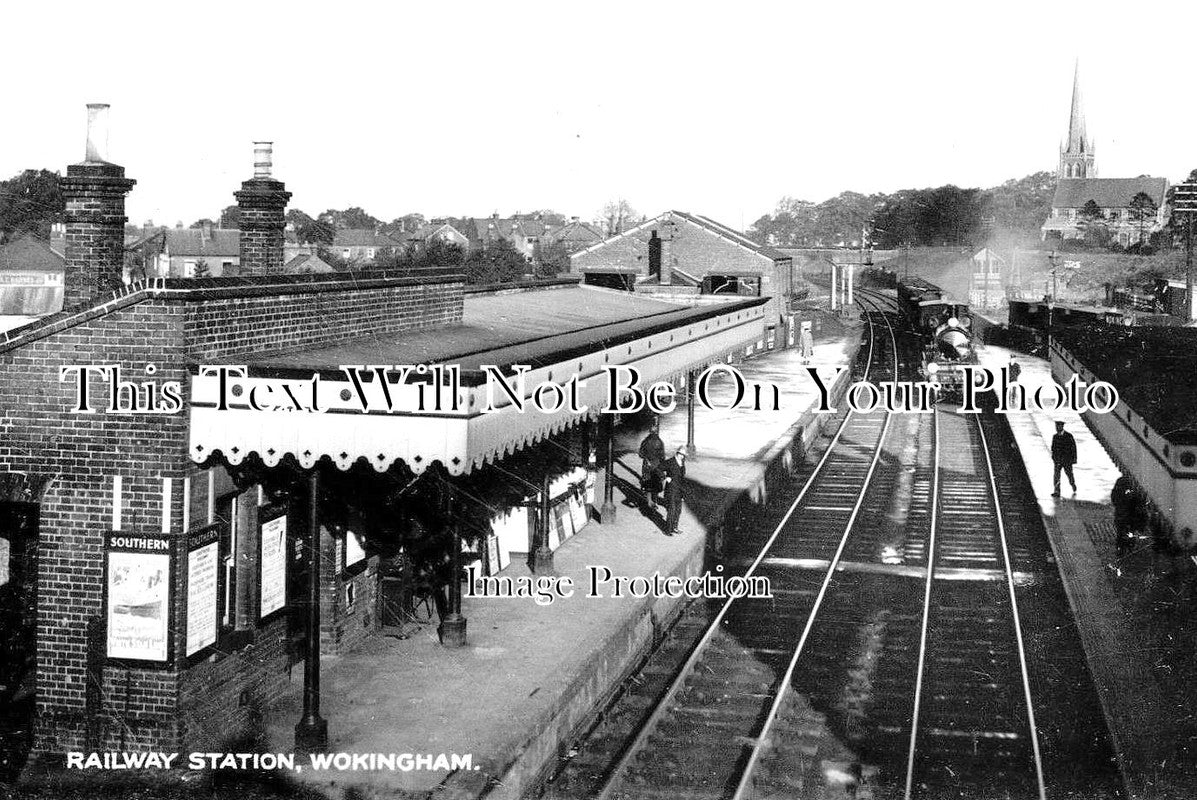 BF 610 - Wokingham Railway Station, Berkshire