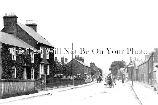 BF 667 - High Street, Houghton Regis, Bedfordshire