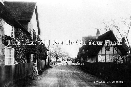 BF 86 - Milton Bryan Village, Milton Keynes, Bedfordshire