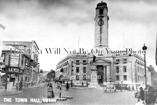 BF 926 - The Town Hall, Luton, Bedfordshire