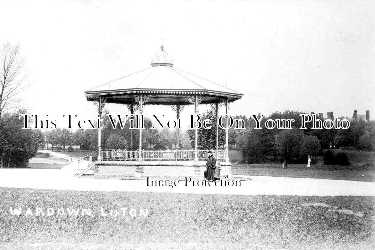 BF 932 - The Bandstand, Wardown, Luton, Bedfordshire