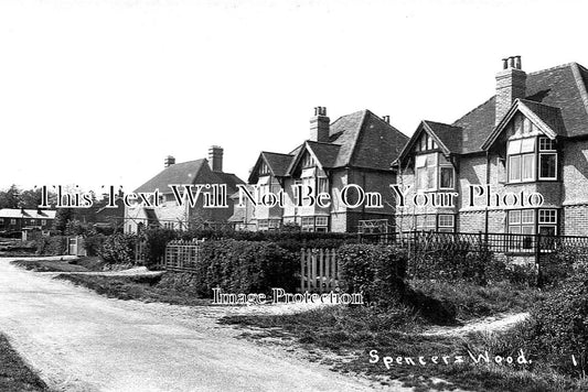 BK 1271 - Clares Green Road, Spencers Wood, Berkshire
