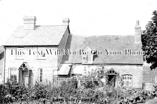 BK 1378 - East Ilsley Cottages, Berkshire c1914