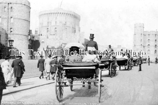 BK 141 - Arrival Of Guests, Windsor Castle Garden Party, Berkshire