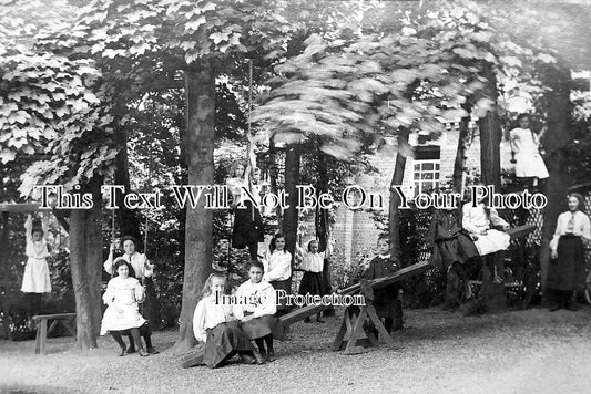 BK 1460 - Hemdean House School Gymnasium, Caversham, Berkshire