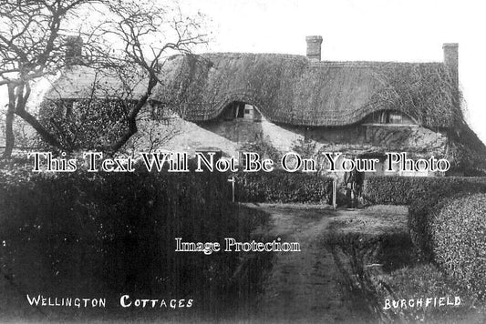 BK 1523 - Wellington Cottages, Burghfield, Berkshire