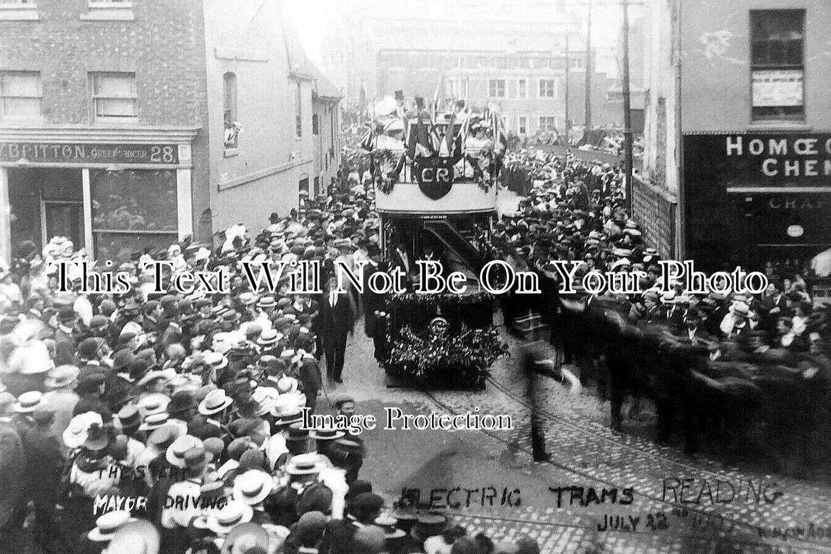 BK 1560 - Mayor Driving Electric Tram, Reading, Berkshire c1903