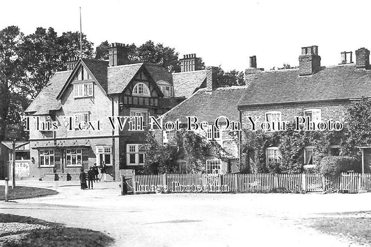 BK 1585 - Crown Hotel, Cookham, Berkshire c1914