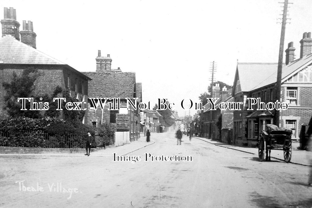 BK 1589 - Theale Village, Berkshire