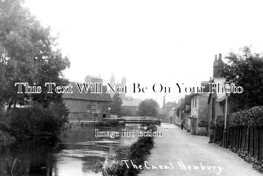 BK 1605 - The Canal, Newbury, Berkshire