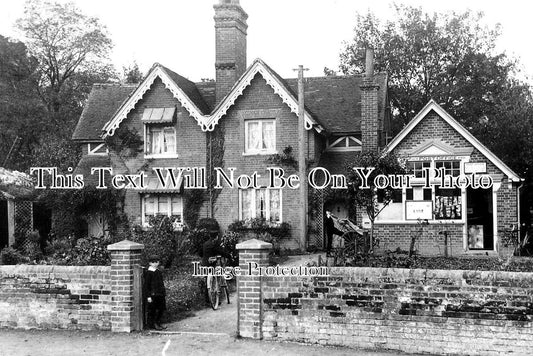 BK 1751 - Mortimer Post Office, Berkshire