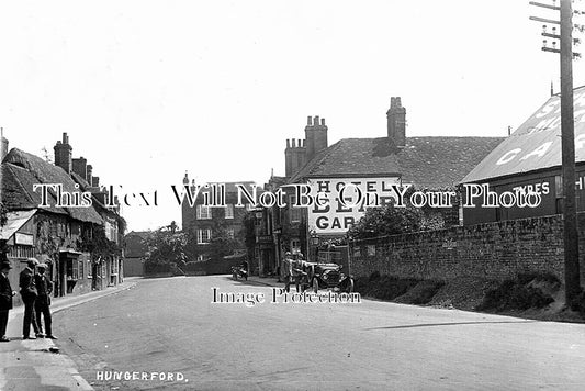BK 1837 - The Bear Hotel, Hungerford, Berkshire