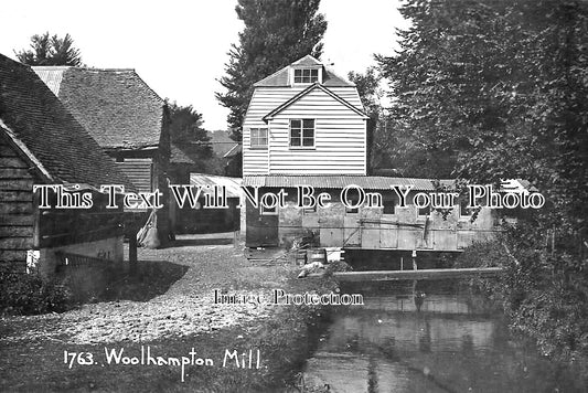 BK 1952 - Woolhampton Mill, Berkshire