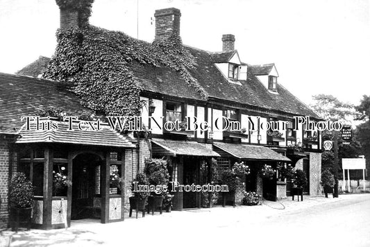 BK 2007 - East Arms Hotel, Hurley, Berkshire c1938