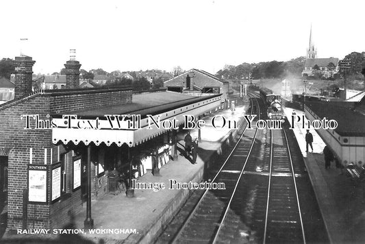 BK 2035 - Wokingham Railway Station, Berkshire