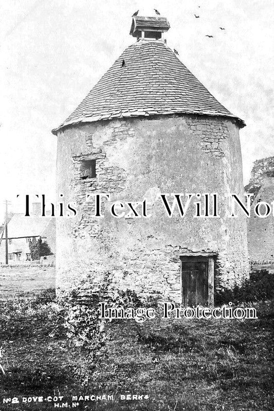 BK 2105 - Dovecote, Marcham, Berkshire