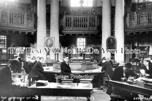 BK 2126 - Interior Of The College Library, Eton College, Berkshire