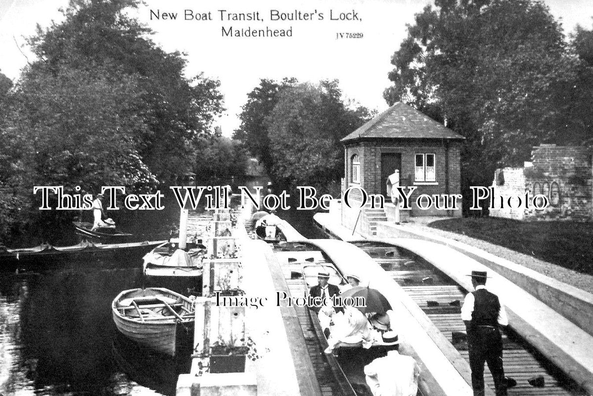 BK 2192 - New Boat Transit, Boulters Lock, Maidenhead, Berkshire c1905