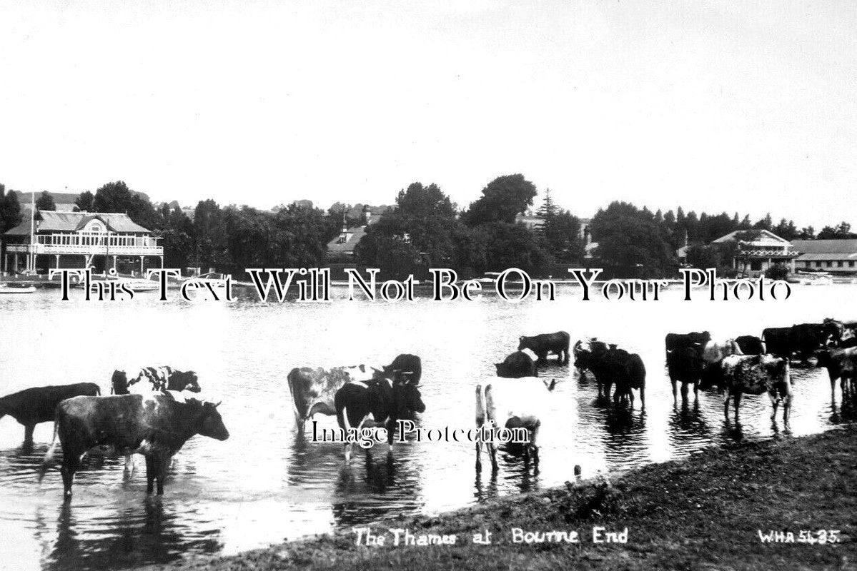 BK 2352 - The Thames River At Bourne End, Berkshire c1927
