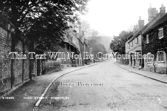 BK 2459 - High Street, Streatley, Berkshire