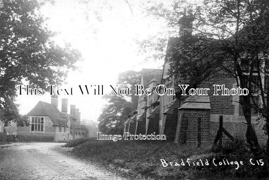 BK 2464 - Bradfield College, Berkshire c1917