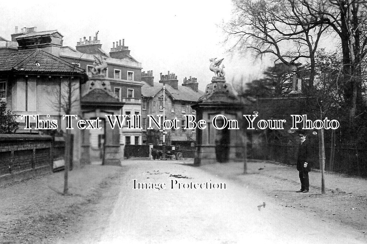 BK 2519 - Coley Avenue, Reading, Berkshire c1907 – JB Archive