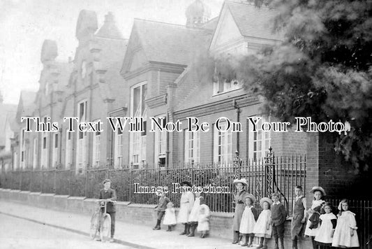 BK 2595 - Battle School, Reading, Berkshire