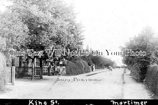 BK 2606 - King Street, Mortimer, Berkshire c1909