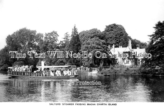 BK 2622 - Salters Steamer Passing Magna Carta Island, Berkshire