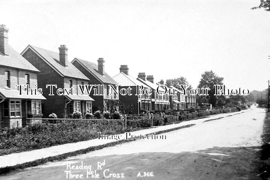 BK 2677 - Reading Road, Three Mile Cross, Berkshire