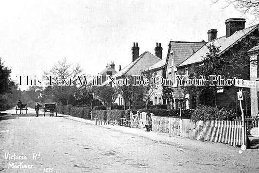 BK 2707 - Victoria Road, Mortimer, Berkshire