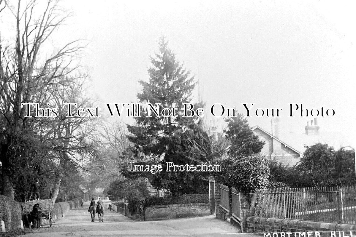 BK 2758 - Mortimer Hill, Mortimer, Berkshire