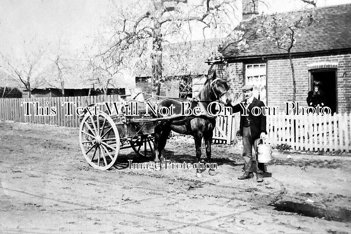 BK 2796 - Mapledurham, Reading, Berkshire