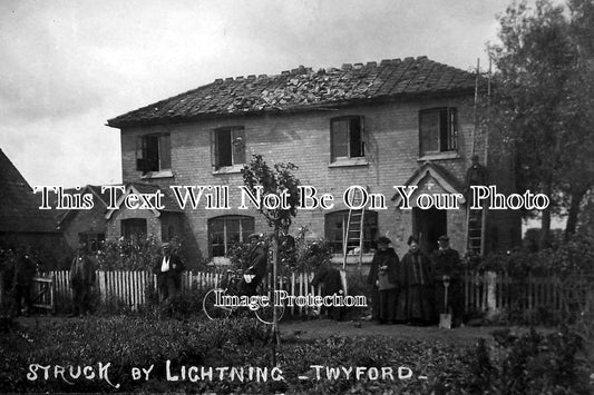 BK 29 - Houses Struck by Lightning, Twyford, Berkshire c1910