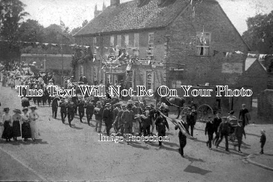 BK 367 - Coronation Procession & Crown Hotel, Theale, Berkshire 1911