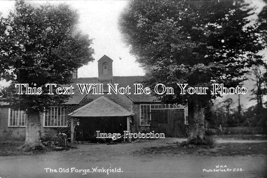 BK 370 - The Old Forge, Winkfield, Berkshire c1916