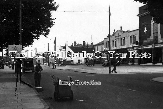 BK 371 - Cemetery Corner, Reading, Berkshire