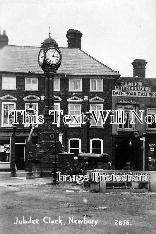BK 387 - Jubilee Clock & Cannon, Newbury, Berkshire c1910