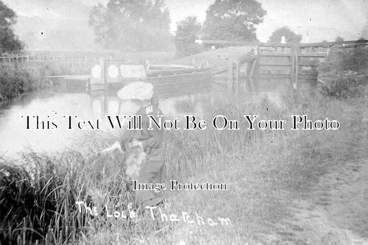 BK 393 - The Lock, Thatcham, Berkshire c1912