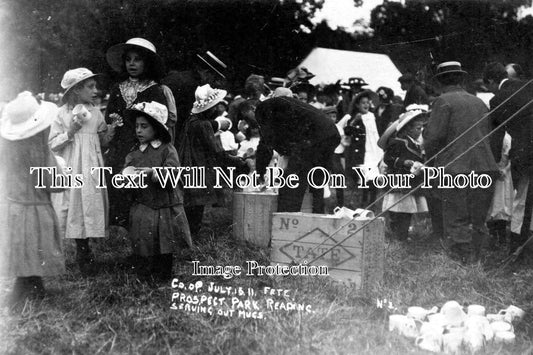 BK 405 - Prospect Park Co-Op Fete, Reading, Berkshire