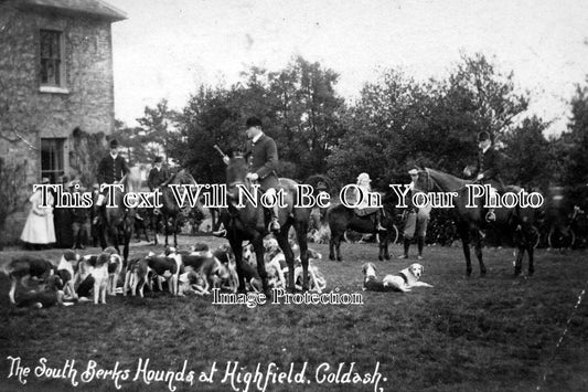 BK 415 - South Berkshire Hounds At Highfield, Cold Ash