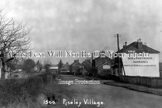 BK 419 - Dog & Partridge Pub, Riseley, Berkshire c1912