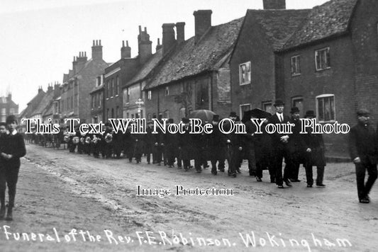 BK 519 - Funeral Of The Rev F E Robinson, Wokingham, Berkshire