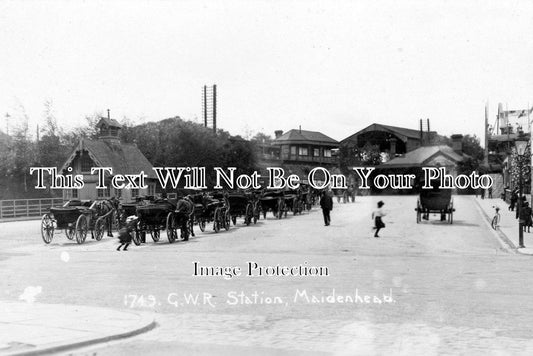 BK 534 - Maidenhead Railway Station, Berkshire