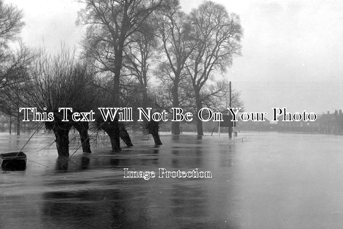 BK 669 - Floods At Abingdon, Berkshire 1912
