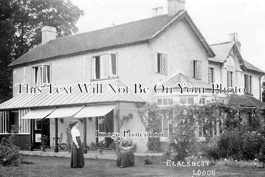 BK 813 - Blacknest Lodge, Brimpton Common, Reading, Berkshire