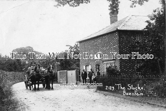BK 87 - The Stocks Inn, Public House, Beenham, Berkshire c1905