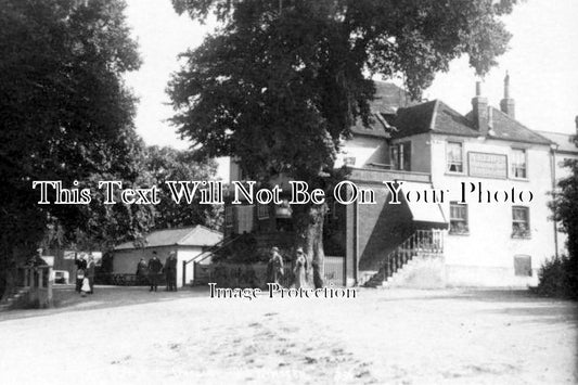 BK 877 - The Bells Of Ouseley Hotel, Old Windsor, Berkshire